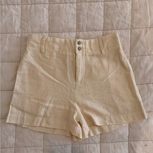 Zara- Size 8 - Linen Blend Shorts in Cream